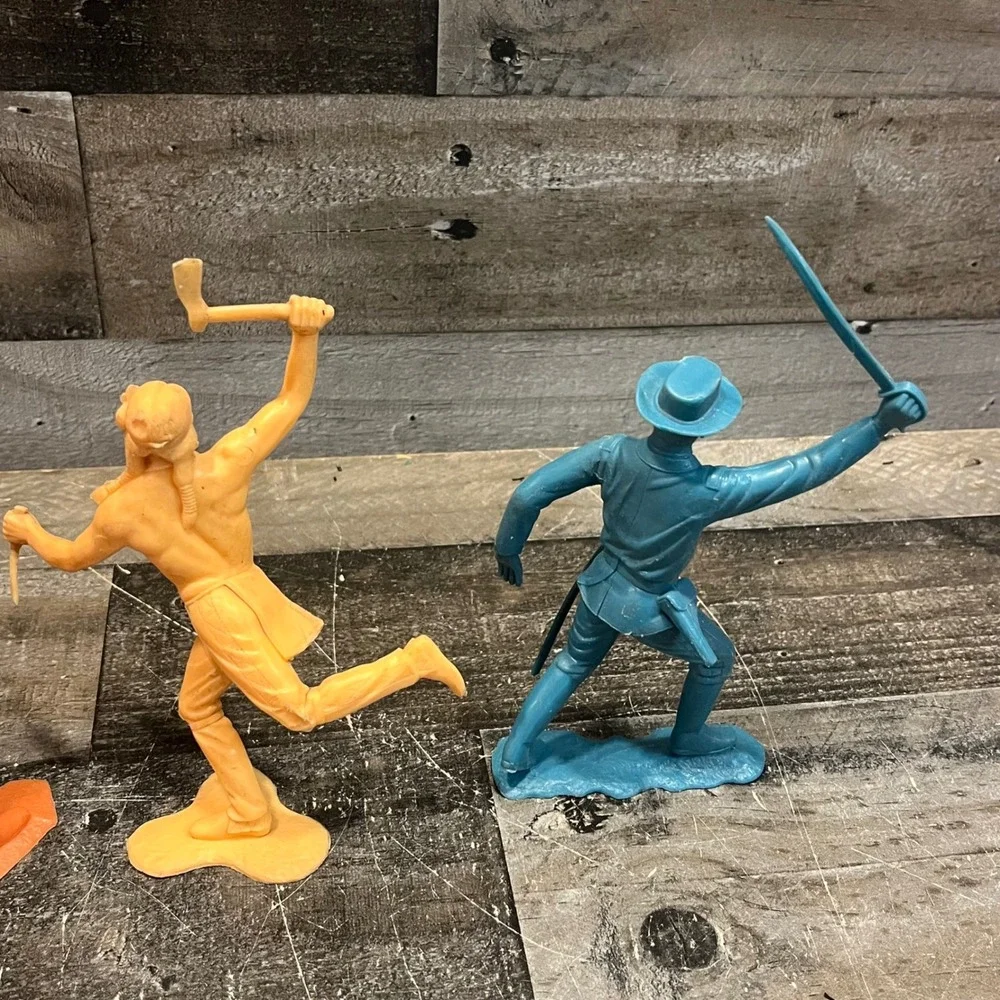 Vintage Louis Marx Figures Cowboys Native American Cavalry Soldier Set of 4